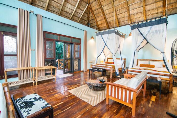 Buffalo Safari Lodge