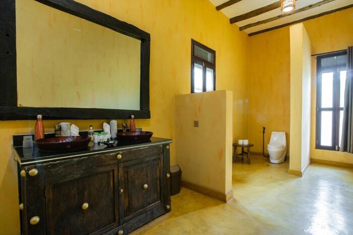 Buffalo Safari Lodge