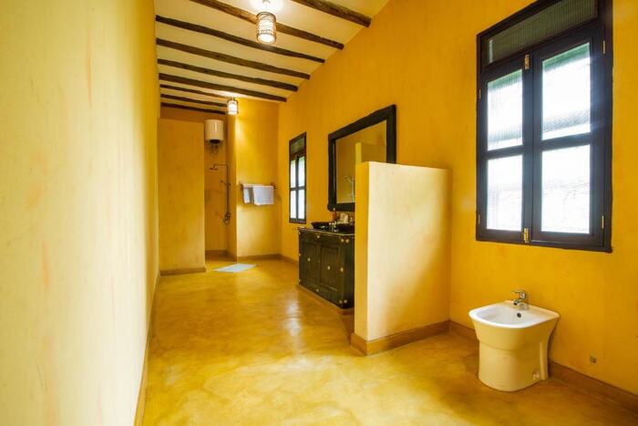 Buffalo Safari Lodge