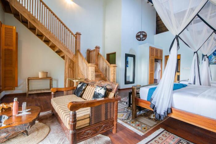Buffalo Safari Lodge