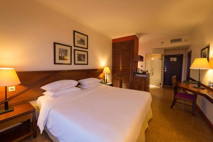 Ole Sereni Hotel