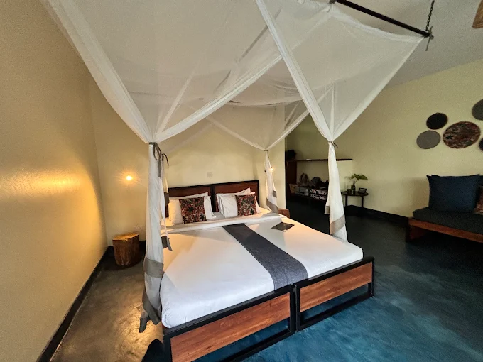 Turaco Treetops Lodge