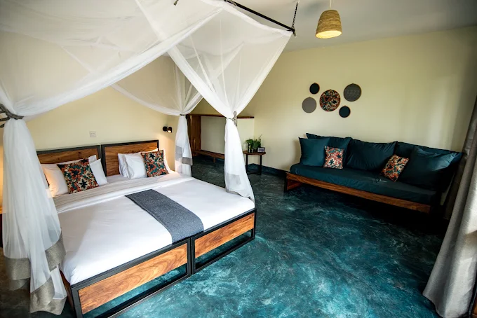 Turaco Treetops Lodge