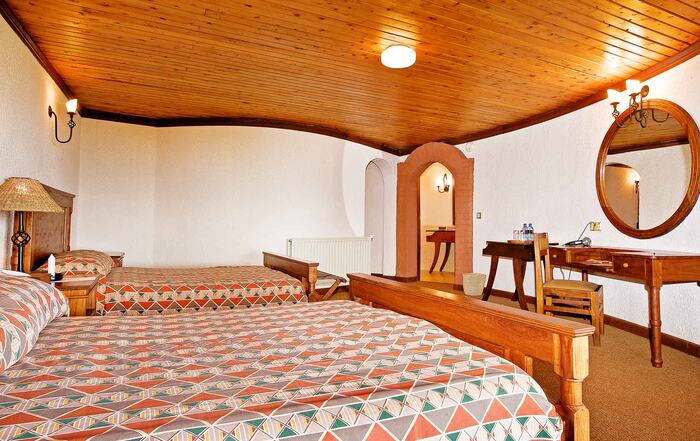 Ngorongoro Sopa Lodge